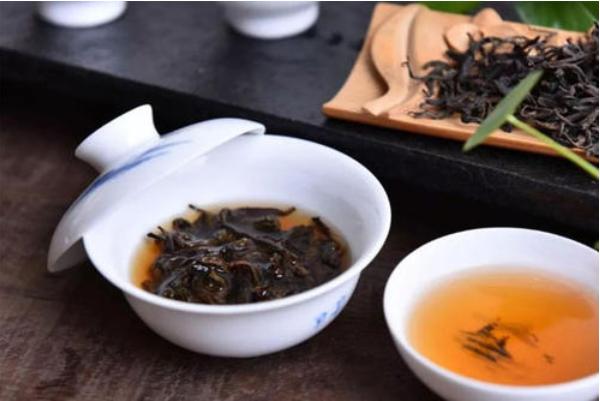 为什么人们把黑茶称之为健康养生茶？
